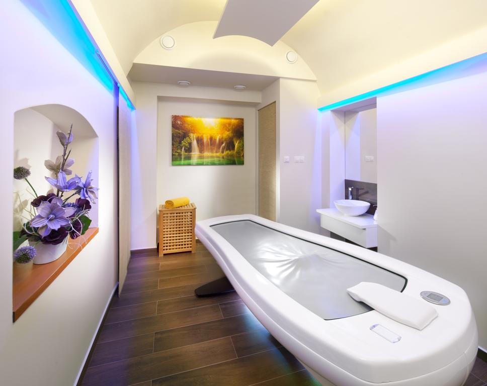 Hotel Reza Франтишкови-Лазне Экстерьер фото